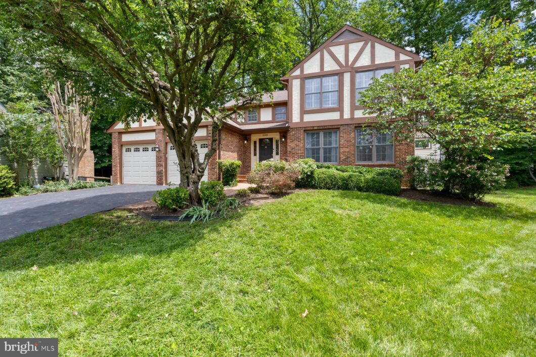 9300 Olivia Place, Burke, Virginia 22015 1 VAFX2243448