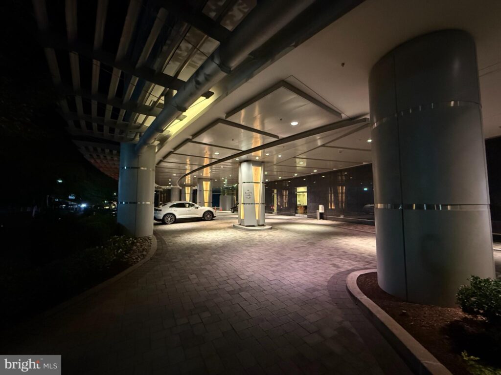 Luxury Condos for Sale in Arlington VA 