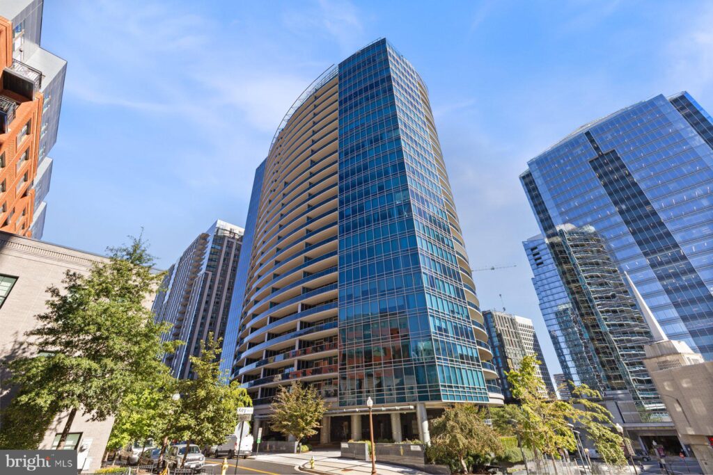 Luxury Condos for Sale in Arlington VA – Turnberry Tower One-Bedroom at 1881 N Nash Street (60 characters approx)